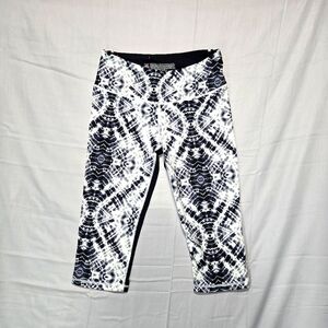 VSX Victoria’s Secret Knockout Tie-dye Tight Legging Capri Size Medium